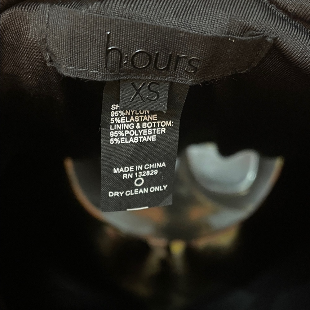 H:ours X Revolve Sequin Bodysuit - Deep V Super Hot!! - Picture 2 of 4